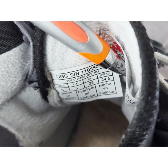 New No Box UGG Kids Turlock WP Gray Black Boots Youth Size 6 STYLE: 1103505K - Picture 10 of 10